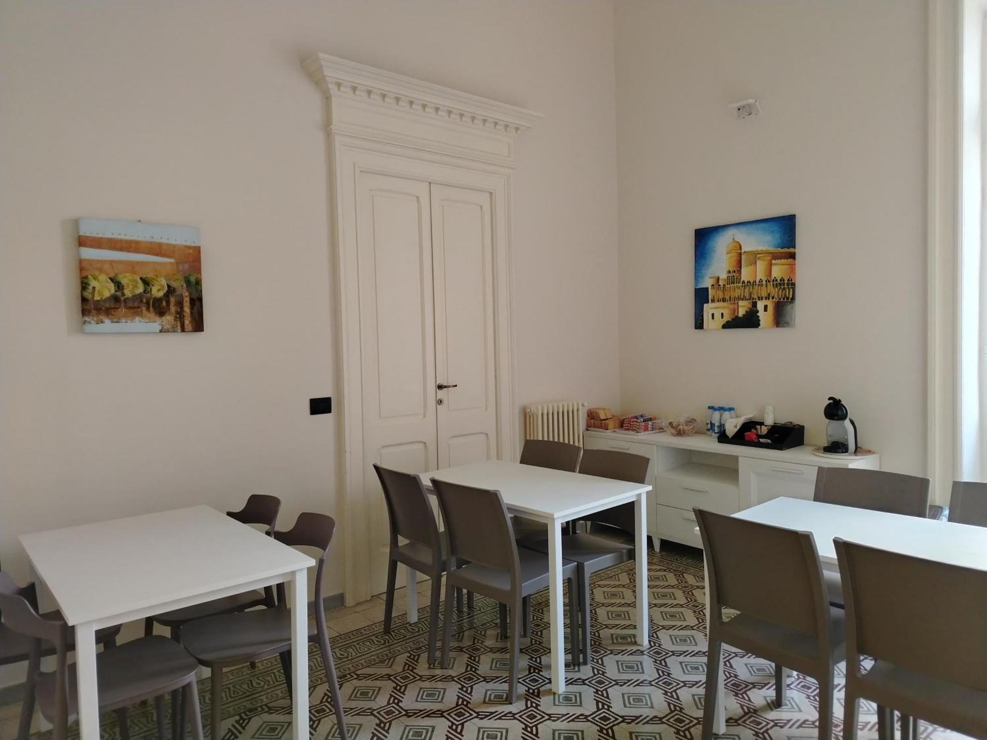 Palazzo Castellano Panzió Lecce Kültér fotó